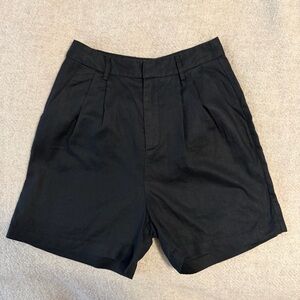 Dissh Linen Shorts